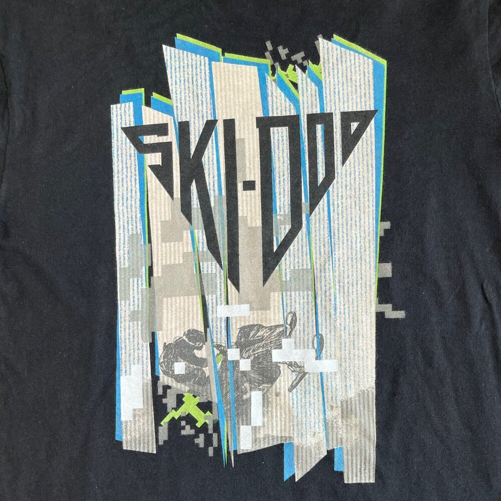 BRP Ski-doo T-shirt SIze Small Graphic Spellout Short Sleeve black